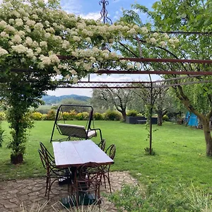 Redhouse Pesina Casa vacanze